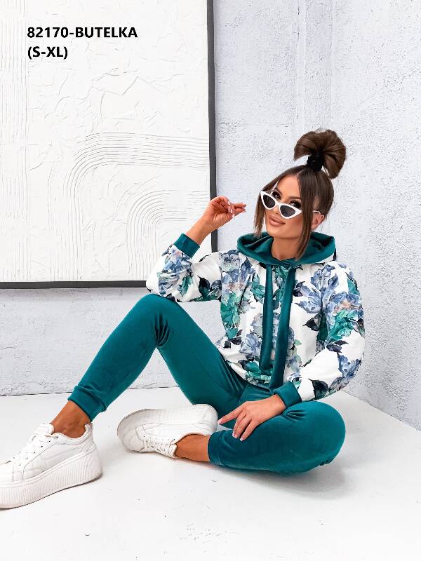 Komplet damskie (Polska produkt) Roz S/M-L/XL Paczka 5 szt /1 Kolor